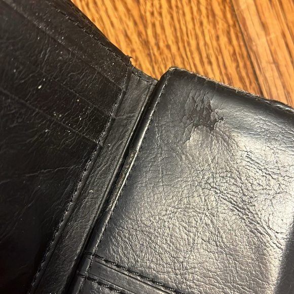 “Levi’s- Men’s Wallet” - Picture 7 of 7